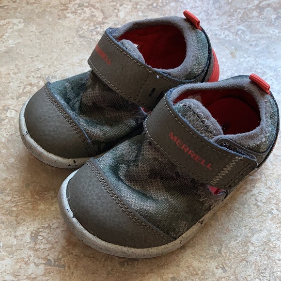 Merrell baby shoe - Picture 2 of 3